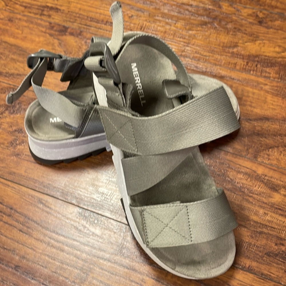 Merrell Sandals size 7